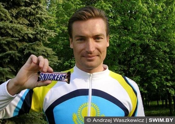 Snickers под лупой Батончик Snickers, Andrzej Waszkewicz