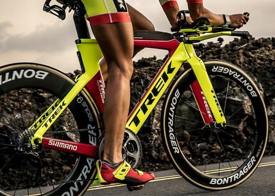 TREK Speed Concept, Aerodynamic Bike, TREK Speed Concept 2020 Review, Bike for Triathlon, Bike for IRONMAN Triathlon, www.swim.by, Bike for TT Cycling, Time Trial Bicycle, TT Cycling Races, Swim.by