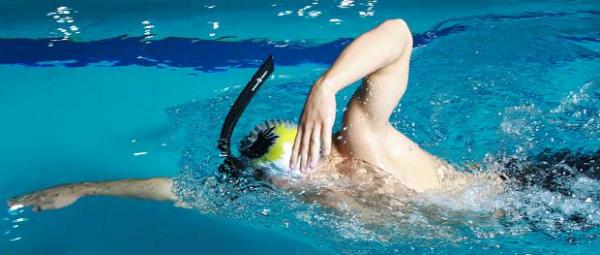 Дыхательная трубка для плавания Mad Wave Pro Snorkel Дыхательная трубка для плавания Mad Wave Pro Snorkel, трубка для плавания в бассейне