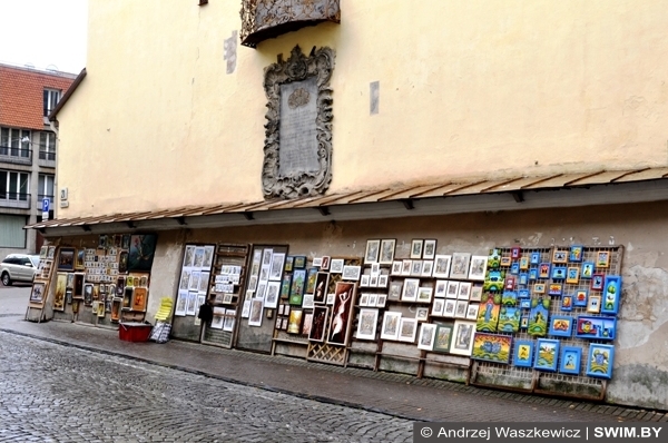 Andrzej Waszkewicz | Wilno. Ulicy w październiku Andrzej Waszkewicz sztuka Wilno Vilnius street art