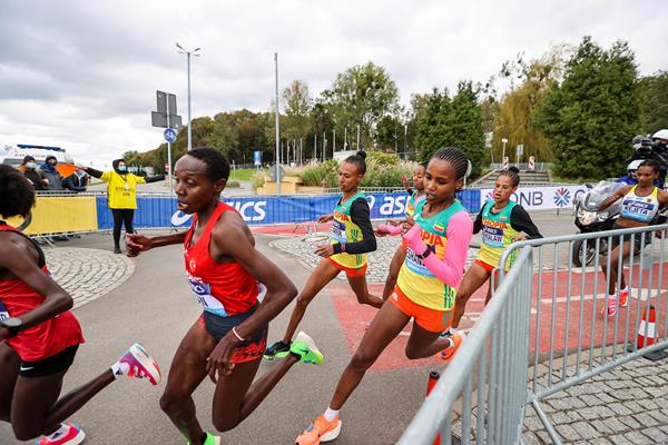 Women World Record, World Athletics Half Marathon Championships Gdynia 2020, www.running.by, GDYNIA HALF MARATHON 2020, Running.by
